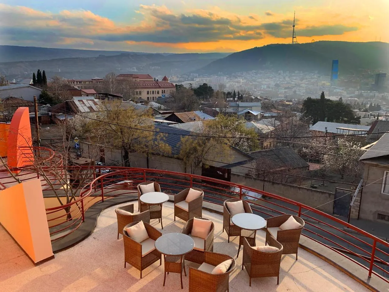 Boutique Hotel Art Villa Panorama Τυφλίδα